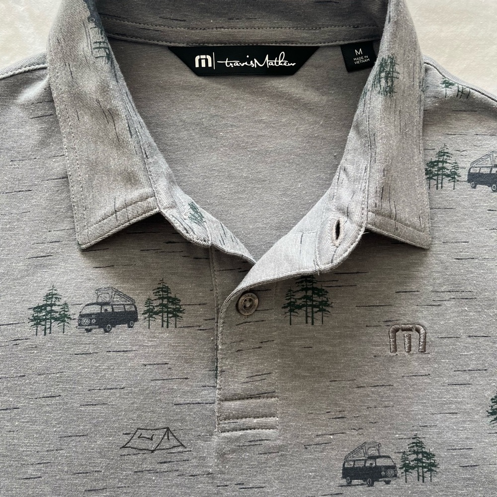 Travis Mathew Outfresh Gray Patterned youth medium polo